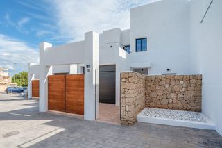 Casa pareada  Ur punta sa pedrera. Solvia inmobiliaria  chalet adosado sant josep de sa talaia