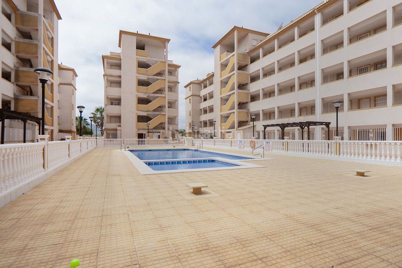 Foto d3b6679a-eebf-4055-9cfe-542e4e053d14. Pis amb piscina a Islas Menores-Mar de Cristal Cartagena