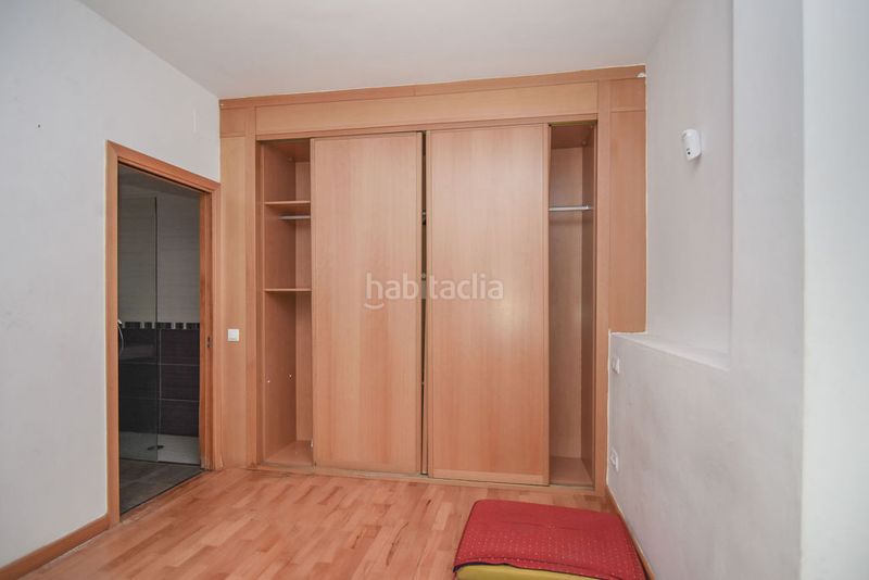 Foto 2dd4dd7e-8e75-49bb-b061-defae6e66838. Pis amb calefacció a Eixample Sud-Migdia Girona