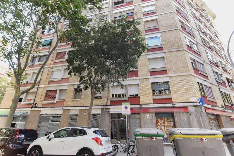 Foto fade0b56-1f2d-48fc-88c5-4cea9aa23967. Pis a Sant Martí de Provençals Barcelona