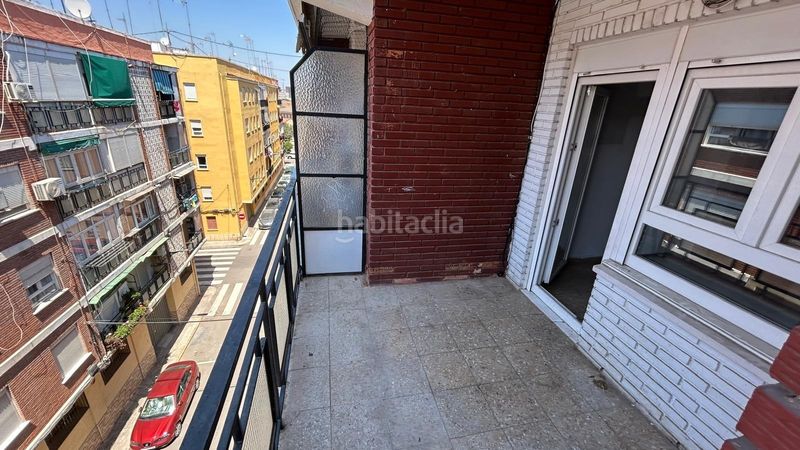 Foto ca3588ec-dbaa-4166-91c9-65cb498289fd. Pis a Avenida de la Paz Xirivella