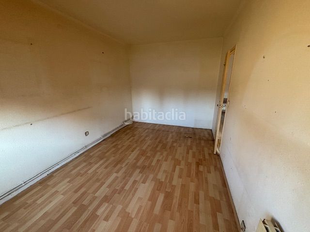 Foto e1f3d1fa-00f9-4bd5-97ef-2b87bdc829f2. Pis a Casagemes Badalona