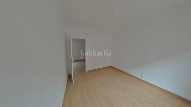 Foto 1349cb2a-e48a-44d6-9285-783ed0d967d3. Pis a Villaverde Alto Madrid