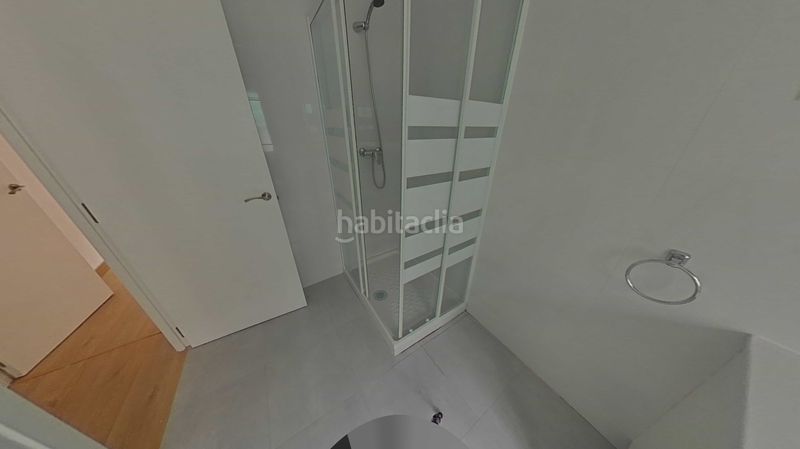 Foto 250a3933-21d4-4fdc-addb-d4de4518f3a0. Pis a Villaverde Alto Madrid