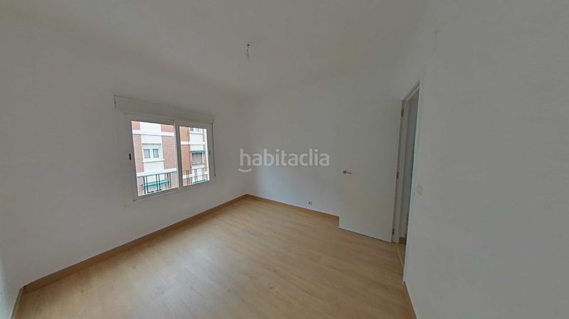 Foto 988448c5-0560-4c5b-a349-cf05e66cdccc. Pis a Villaverde Alto Madrid