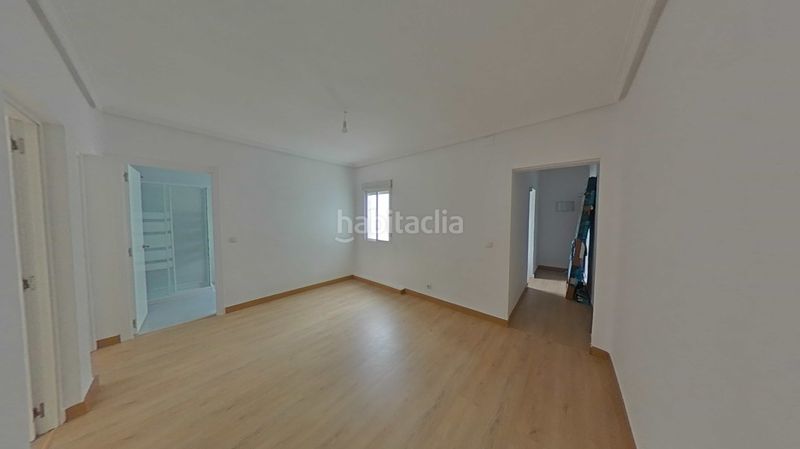 Foto b4e2d79e-3694-46ce-be5f-448c008cda83. Pis a Villaverde Alto Madrid