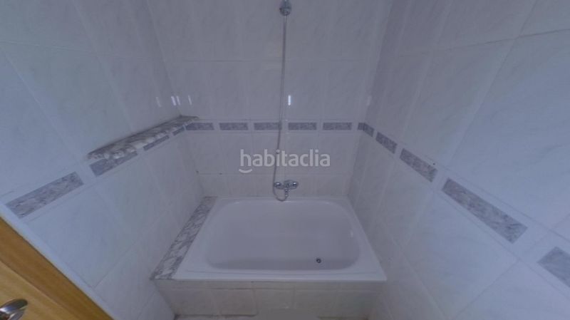 Foto 980e0690-b866-41f0-91c5-69600d43fbfa. Pis a Natzaret Valencia