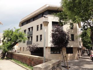 Pis  Ctra vella. Solvia inmobiliaria  piso montcada i reixac