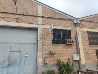 Bâtiment à usage industriel  Camino cortijo. Solvia inmobiliaria  nave industrial logroño