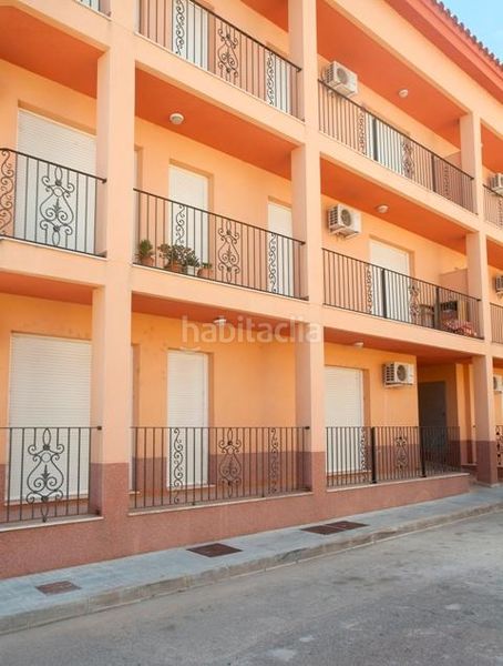 Foto 2d7d9177-a21b-4ee0-ac28-7446324d5a2c. Apartament amb aparcament a Camarles