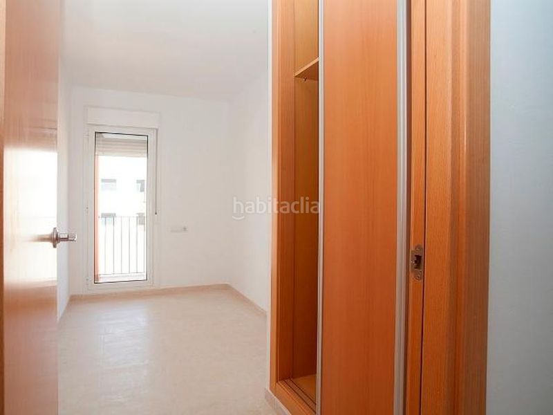 Foto 4cb0fc20-2945-4c49-8e34-0f627ce0c3d4. Apartament amb aparcament a Camarles