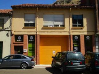 Xalet  Av cervera. Solvia inmobiliaria  casa aguilar de campoo