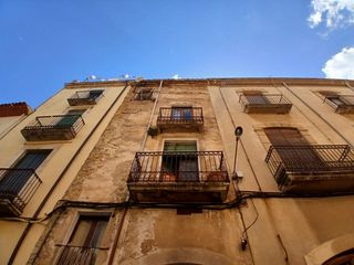 Chalet  C/ nueva. Solvia inmobiliaria  casa bisbal dempordà la