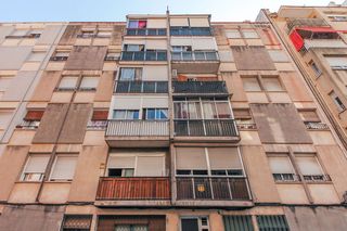 Flat  C/ banys. Solvia inmobiliaria  piso reus