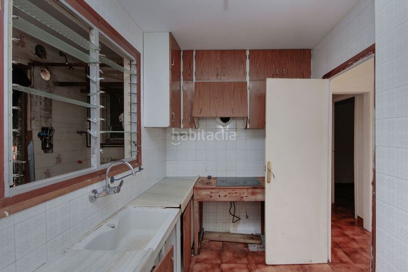 Foto aba0e15c-5321-42c8-8e9e-d1087555d9a7. Pis a Les Termes Sabadell