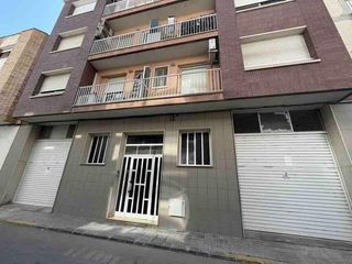 Pis  Pj. apol.lon. Solvia inmobiliaria  piso amposta