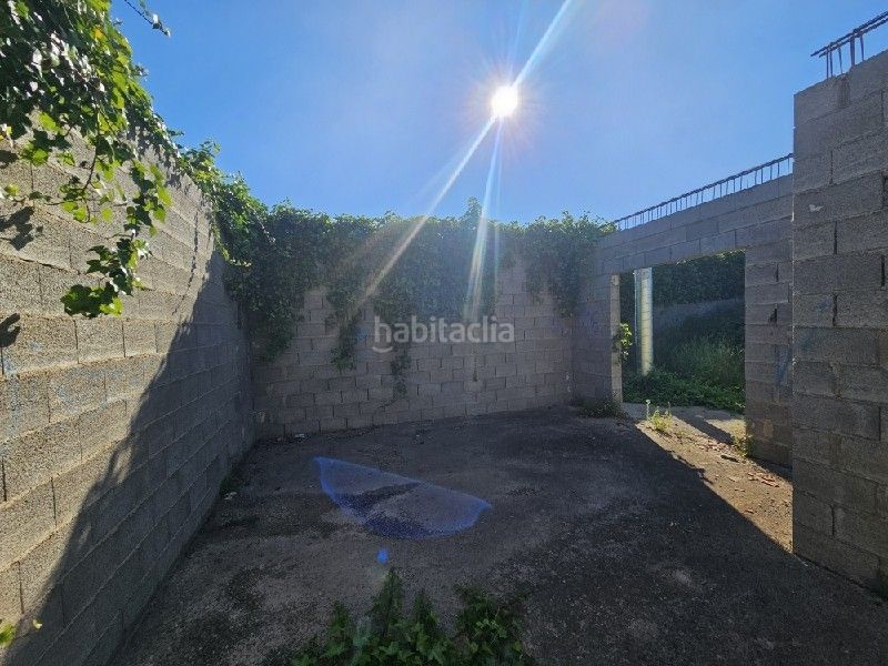 Foto 765e8f55-92fd-4024-809f-8607dd98d960. Edifici a Alfarb