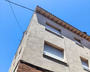 Flat  C/ sant quintí. Solvia inmobiliaria  piso sant pere de riudebitlles
