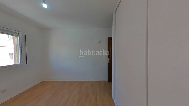 Foto 8fc3e7dd-6847-40b3-8680-6e982e272457. Pis a Los Rosales Madrid