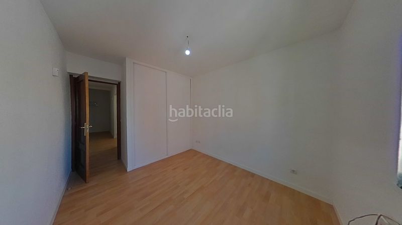 Foto ba36c6c4-f86c-4a14-b5d8-5fef0db5412a. Pis a Los Rosales Madrid