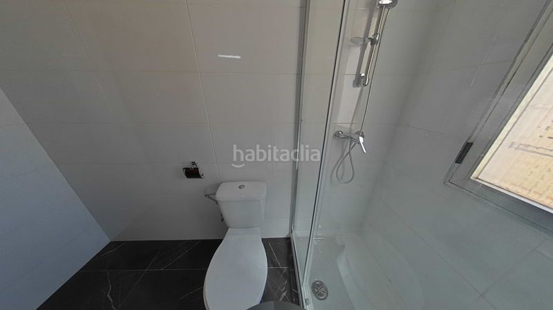 Foto ccdbf420-54fd-4884-a89f-cdd58be909d3. Pis a Los Rosales Madrid