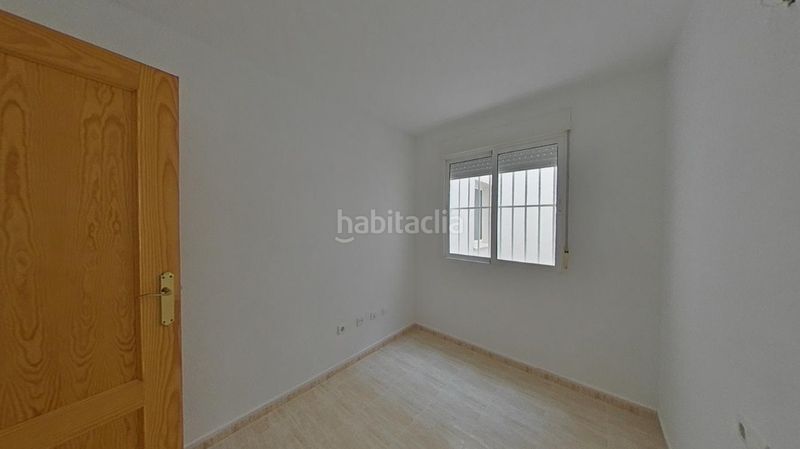 Foto 39d380b7-f1cb-4575-8117-765a140cf265. Apartament amb piscina a Antonio Machado Torrevieja