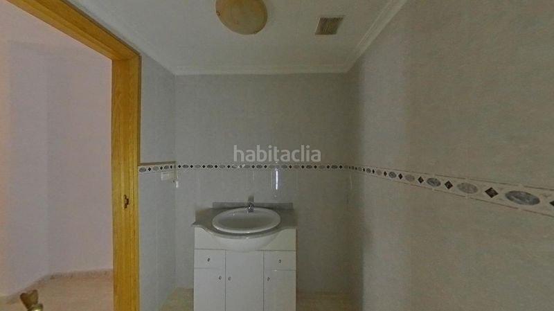 Foto 4d9e3d39-f8fa-4fb8-bf3f-039badbad39a. Apartament amb piscina a Antonio Machado Torrevieja