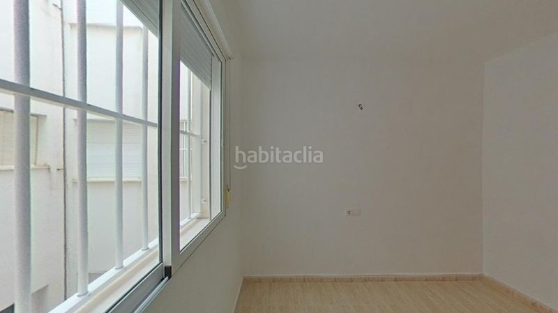 Foto 7c2e1930-cc06-43cc-8349-9f13682fedf8. Apartament amb piscina a Antonio Machado Torrevieja