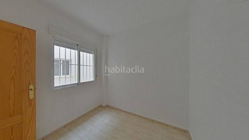 Foto a0dd2f4d-aba2-4f65-b835-09f3b900dfa6. Apartament amb piscina a Antonio Machado Torrevieja