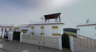 Chalet  Av. de españa. Solvia inmobiliaria  chalet independiente vélezmálaga
