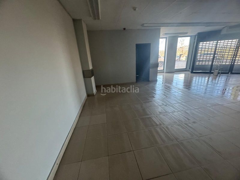 Foto 1871dc2a-90c5-40e9-8648-ef80d860a876. Local comercial a Vilanova del Camí