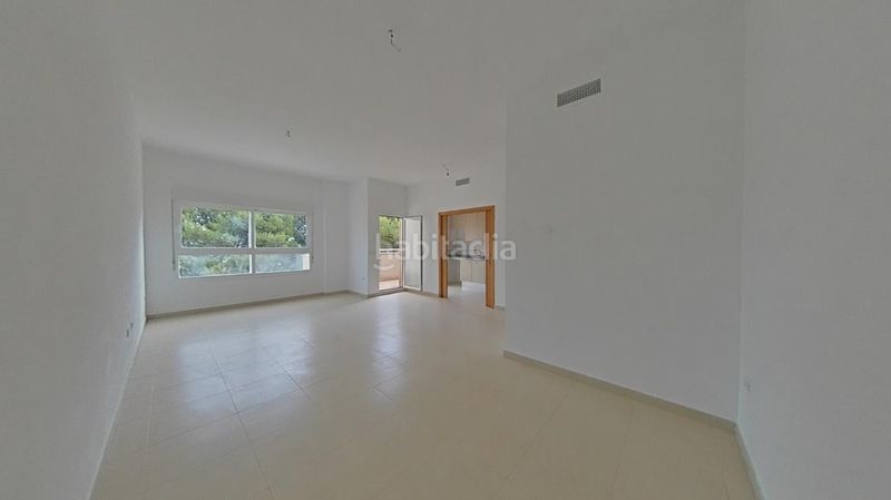 Foto 5eb0485c-6ef3-4081-a7c5-602893eaa350. Casa aparellada amb piscina a Oltamar - Cucarres Calp