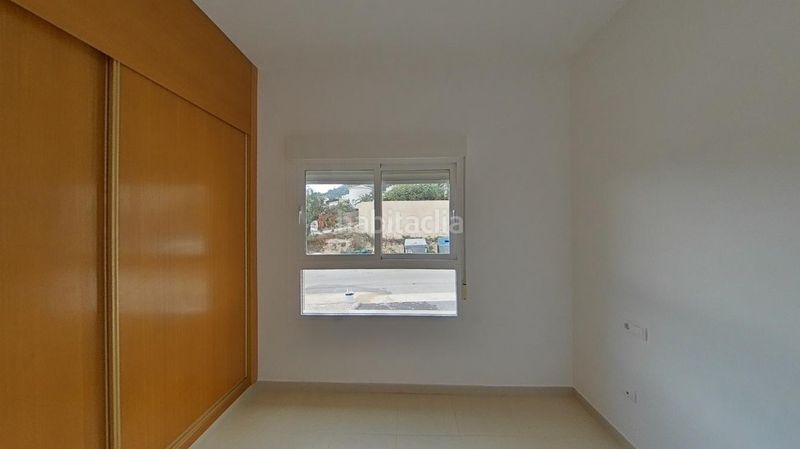 Foto fb69c995-8393-4327-9d22-2aacf759cbf6. Casa aparellada amb piscina a Oltamar - Cucarres Calp