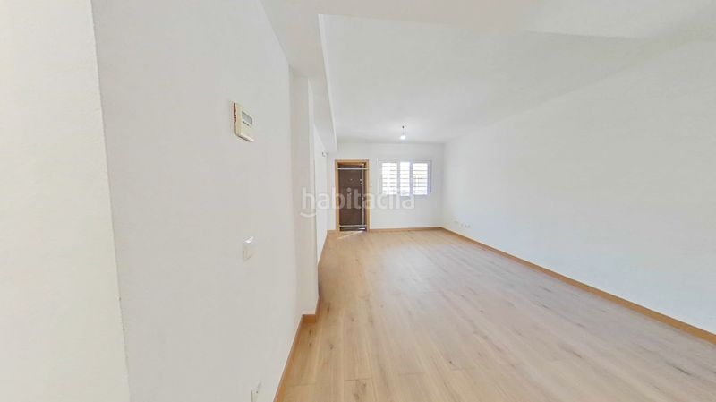 Foto b8b4e620-a253-4c8c-87b0-1b01e85d43f6. Pis amb aparcament a Centro Aranjuez