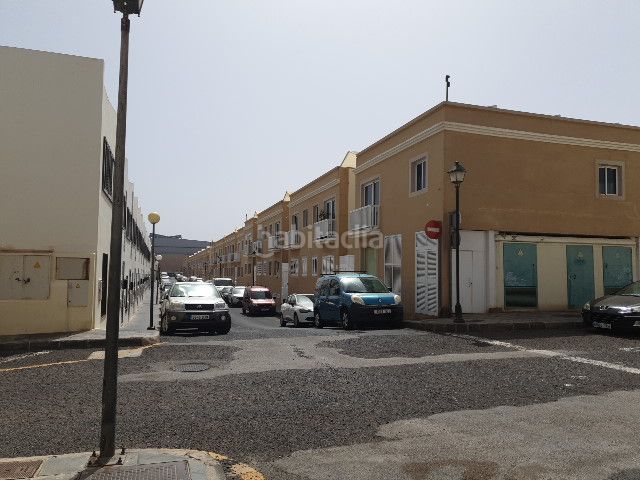 Foto 5ca215d4-5064-474a-aed8-1e5e908997e6. Pis amb aparcament a Argana Alta - Maneje Arrecife