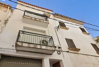Flat  C/ raval. Solvia inmobiliaria  piso creixell