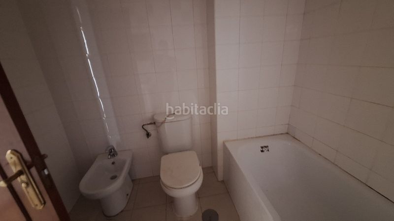 Foto ac9aa9e9-be8c-4fb4-872b-b7d4cd36b4f6. Pis amb aparcament a Madre de Dios Jerez de la Frontera