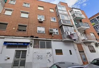 Pis  C/ maría paz unciti. Solvia inmobiliaria  piso madrid