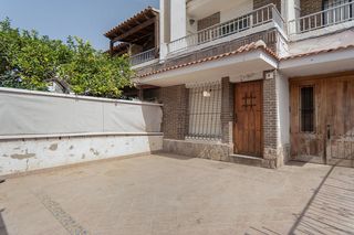 Casa aparellada  C/ san pablo. Solvia inmobiliaria  chalet adosado el algar