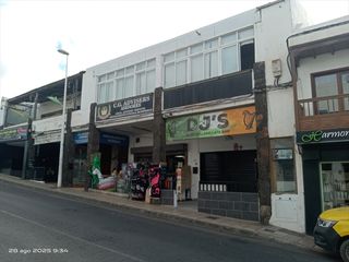 Local Comercial  C/ reina sofía. Solvia inmobiliaria  locales tías