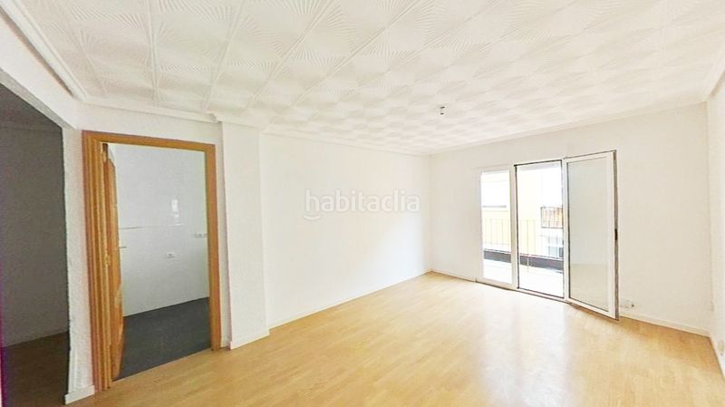 Foto a2a4bf0f-e295-47cc-a68c-de77de2ce09f. Pis a Avenida de la Paz Xirivella
