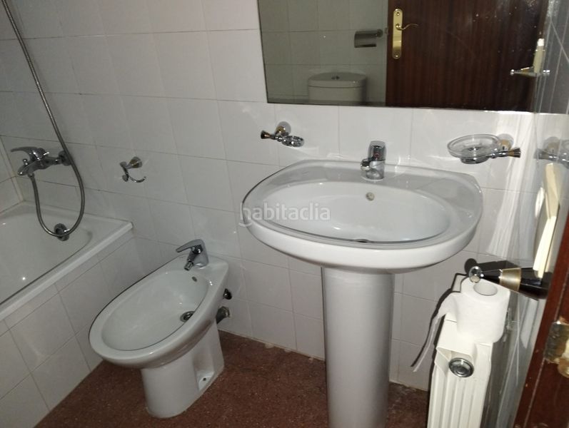 Foto 0ffe3f09-e5cb-44a7-87e4-2a5ee14abcc1. Flat with heating parking in Cervera