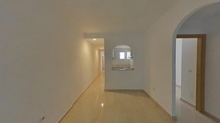 Pis  C/ pedro lorca. Solvia inmobiliaria  piso torrevieja