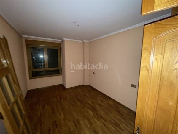 Foto 999c575d-4088-4edb-bd00-34ce6ff2c606. Pis amb aparcament a Centro Ponferrada
