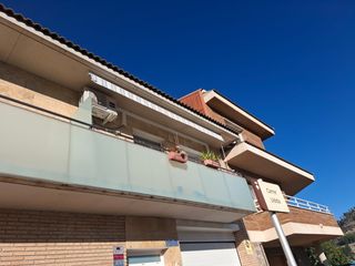 Xalet  C/ lleida. Solvia inmobiliaria  casa pont de vilomara i rocafort el