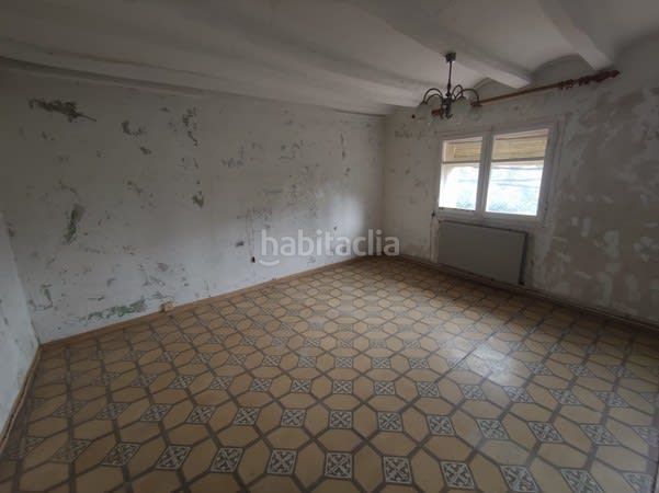 Foto aa472c30-59c0-4562-bc7e-753273e57cd2. Casa aparellada a Marçà