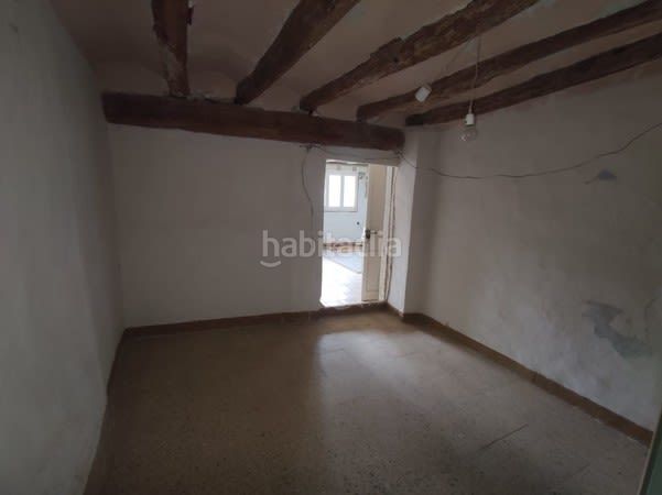 Foto f1847d64-65cf-4ac2-919d-f48d95654a33. Casa aparellada a Marçà