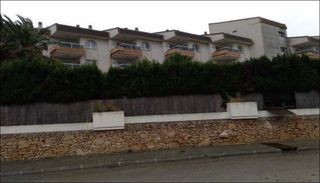 Edificio en C/ Hernán Cortes