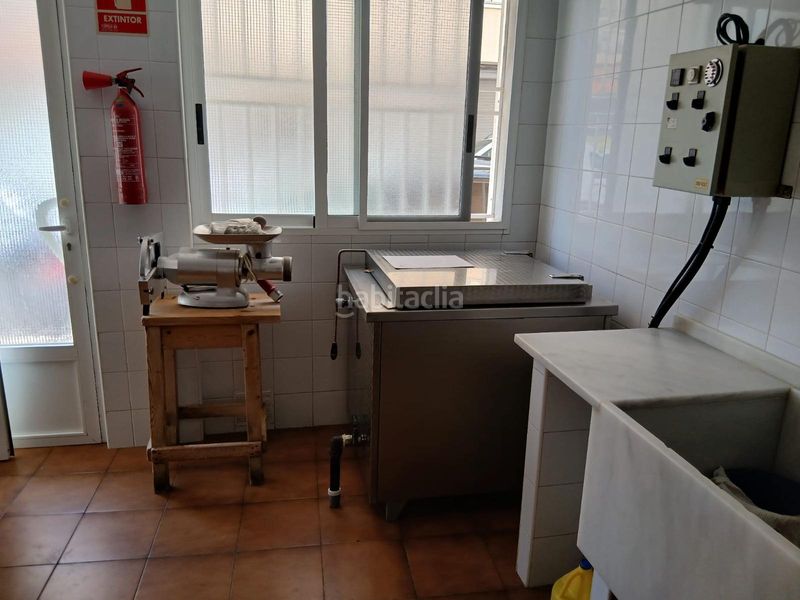 Foto 6c43cfd1-cf4a-4f96-b54d-fef4eaf412eb. Local comercial a pueblo de Cullera Cullera