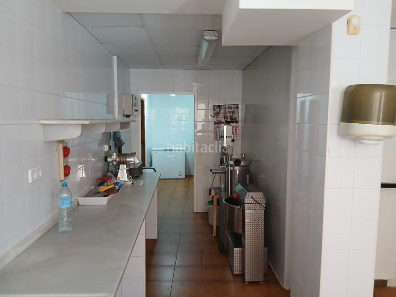 Foto dd0f03f6-7c09-4ff6-b13c-991503c7b582. Local comercial a pueblo de Cullera Cullera